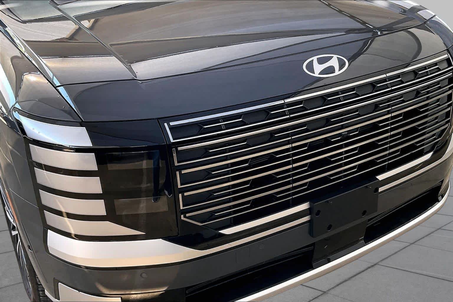 Used 2026 Ecotronic Gray Pearl Hyundai Calligraphy image 28