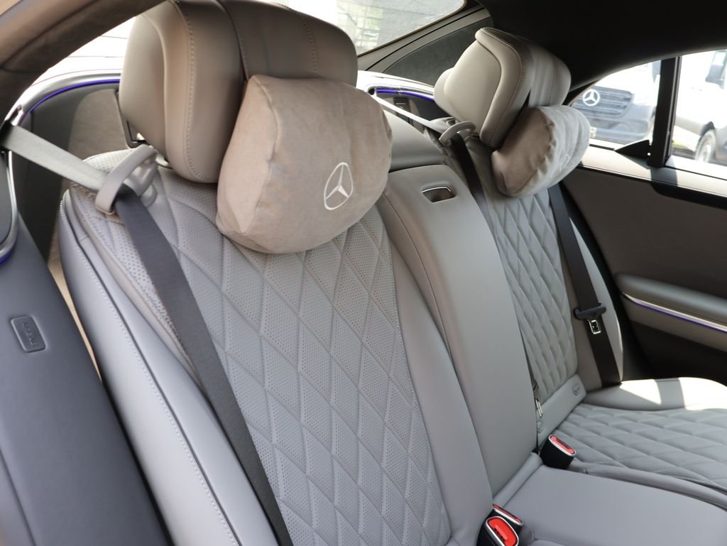 Certified Used 2023 Obsidian Black Metallic Mercedes-Benz S 580 image 14
