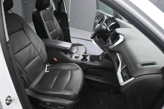 Used 2019 White GMC SLT image 14