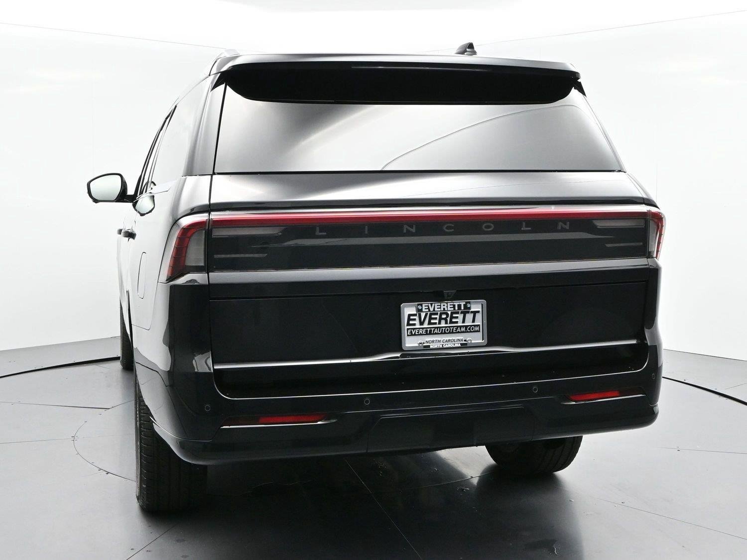 Used 2026 Infinite Black Metallic Clearcoat Lincoln Black Label image 6