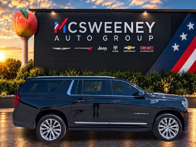 Used 2022 Black GMC Denali image 6