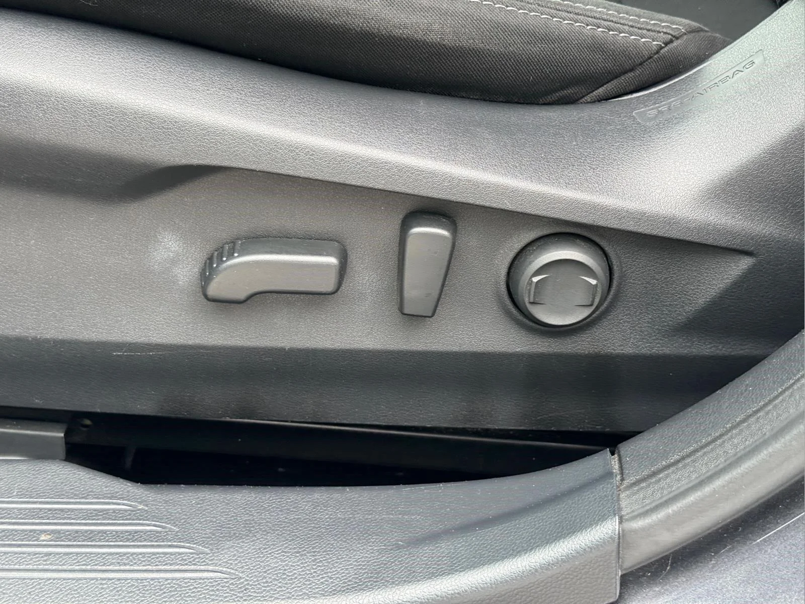 Used 2020 Magnetite Gray Metallic Subaru Premium image 16