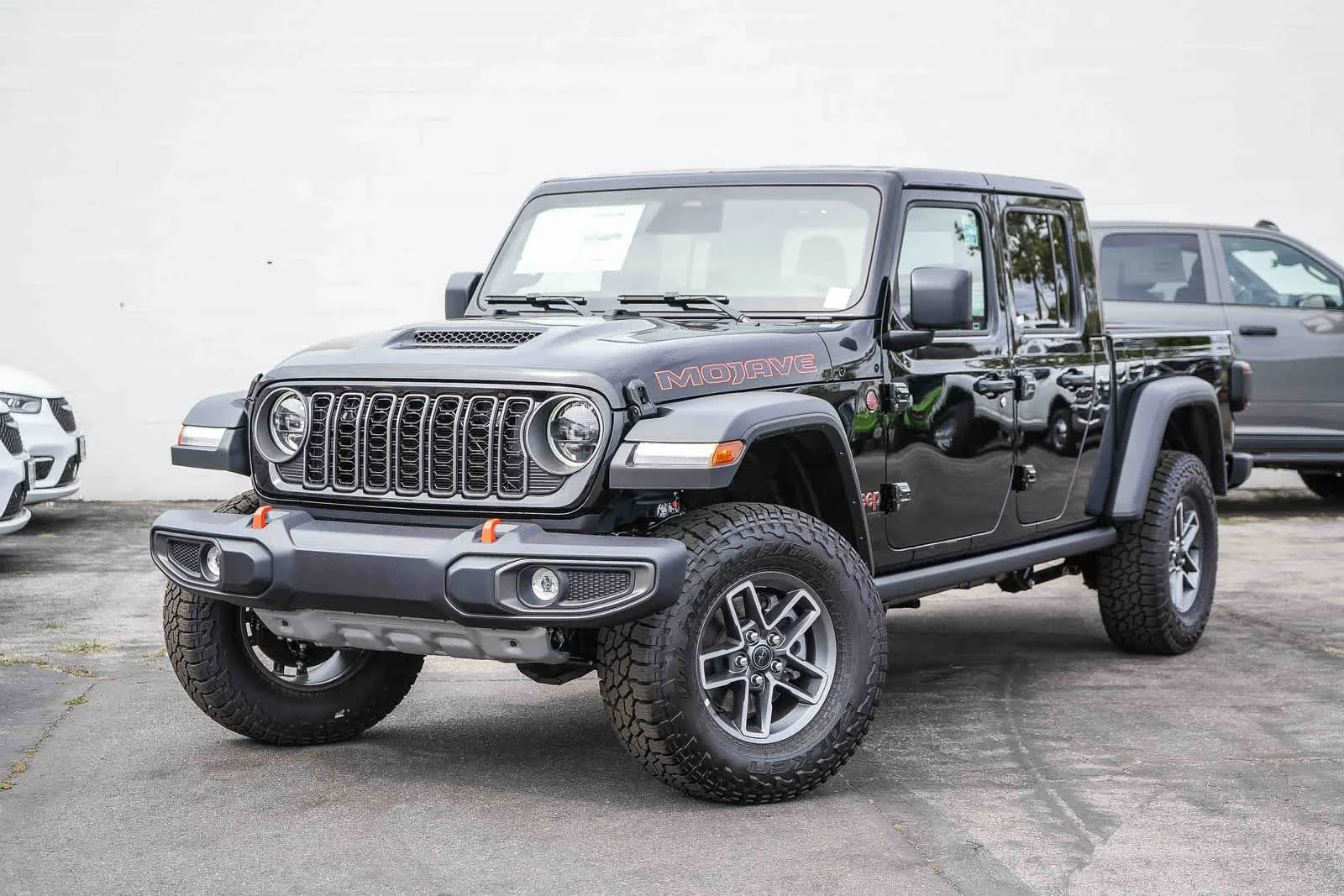 2026 Jeep Gladiator Mojave Auto's photo