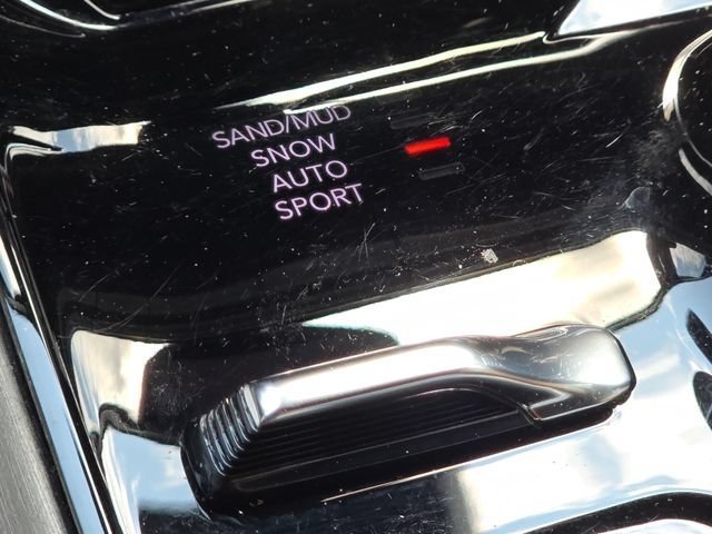 Used 2025 Diamond Black Crystal Pearlcoat Jeep Series II image 19