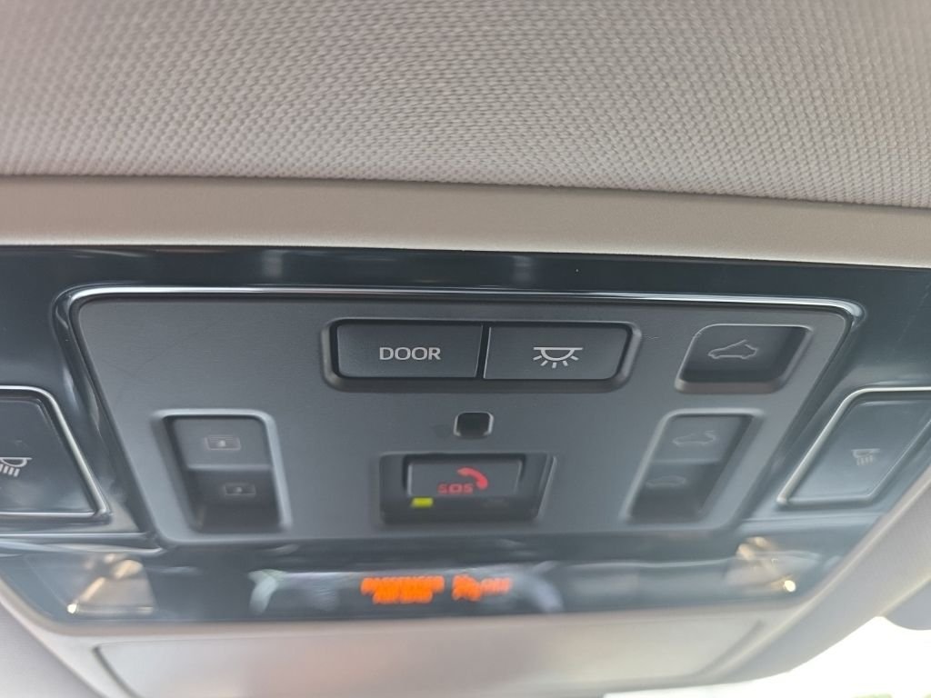 Used 2025 Silver Toyota XLE image 26