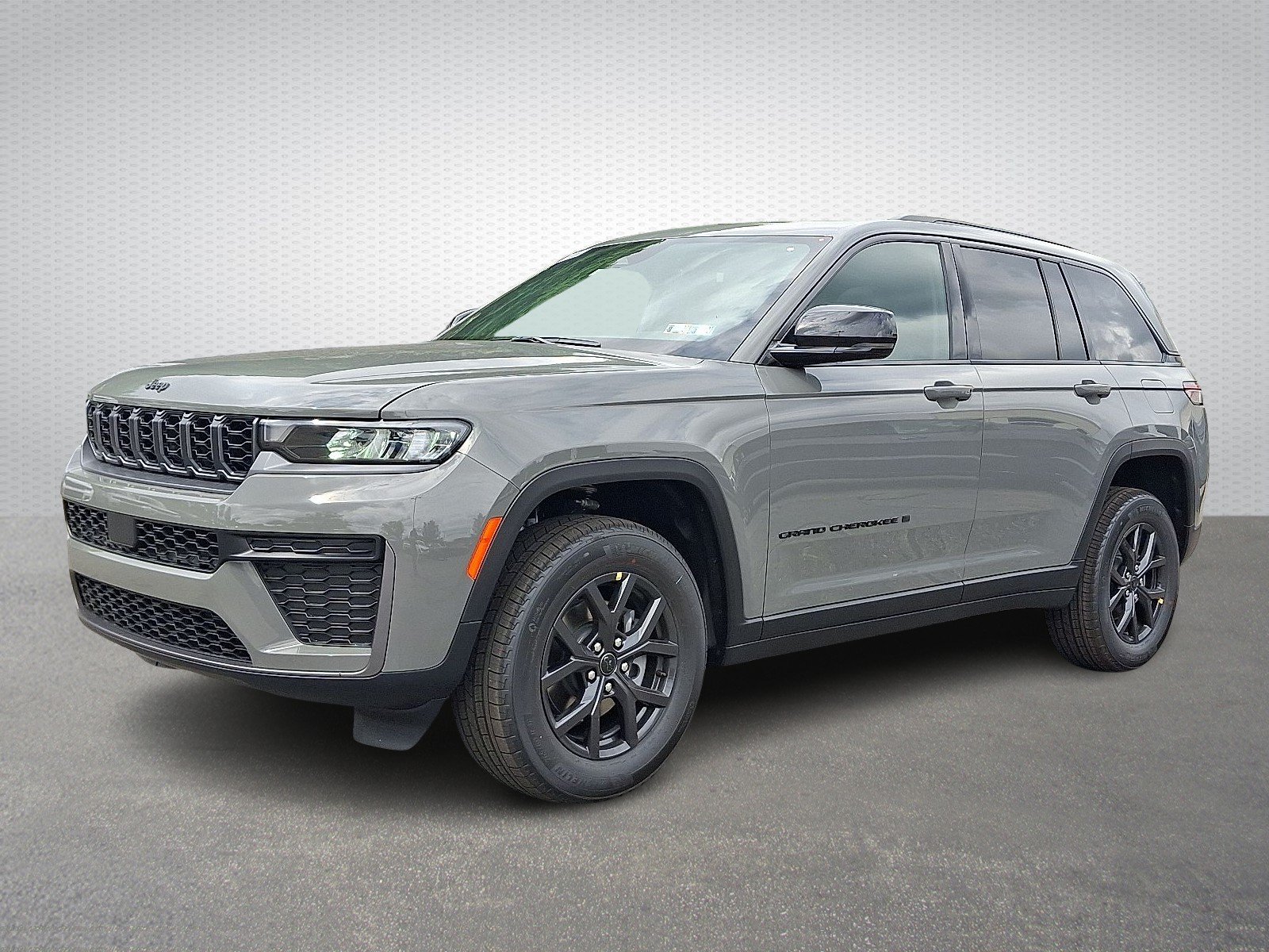 New 2027 Sting-Gray Clear-Coat Paint Jeep Laredo Altitude 4x4 image 2