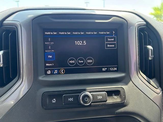Used 2022 White Chevrolet WT image 11