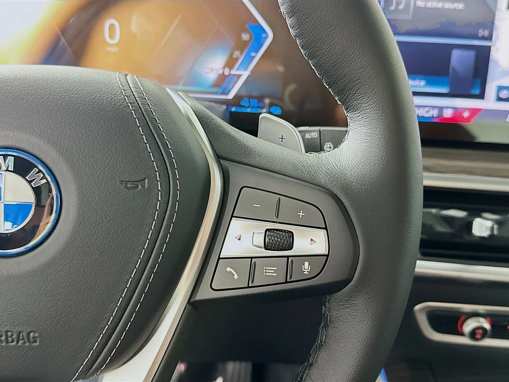2026 BMW X5 50e - Photo 15