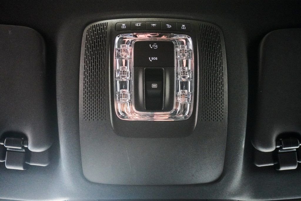 Used 2025 Black Mercedes-Benz GLS 450 image 33