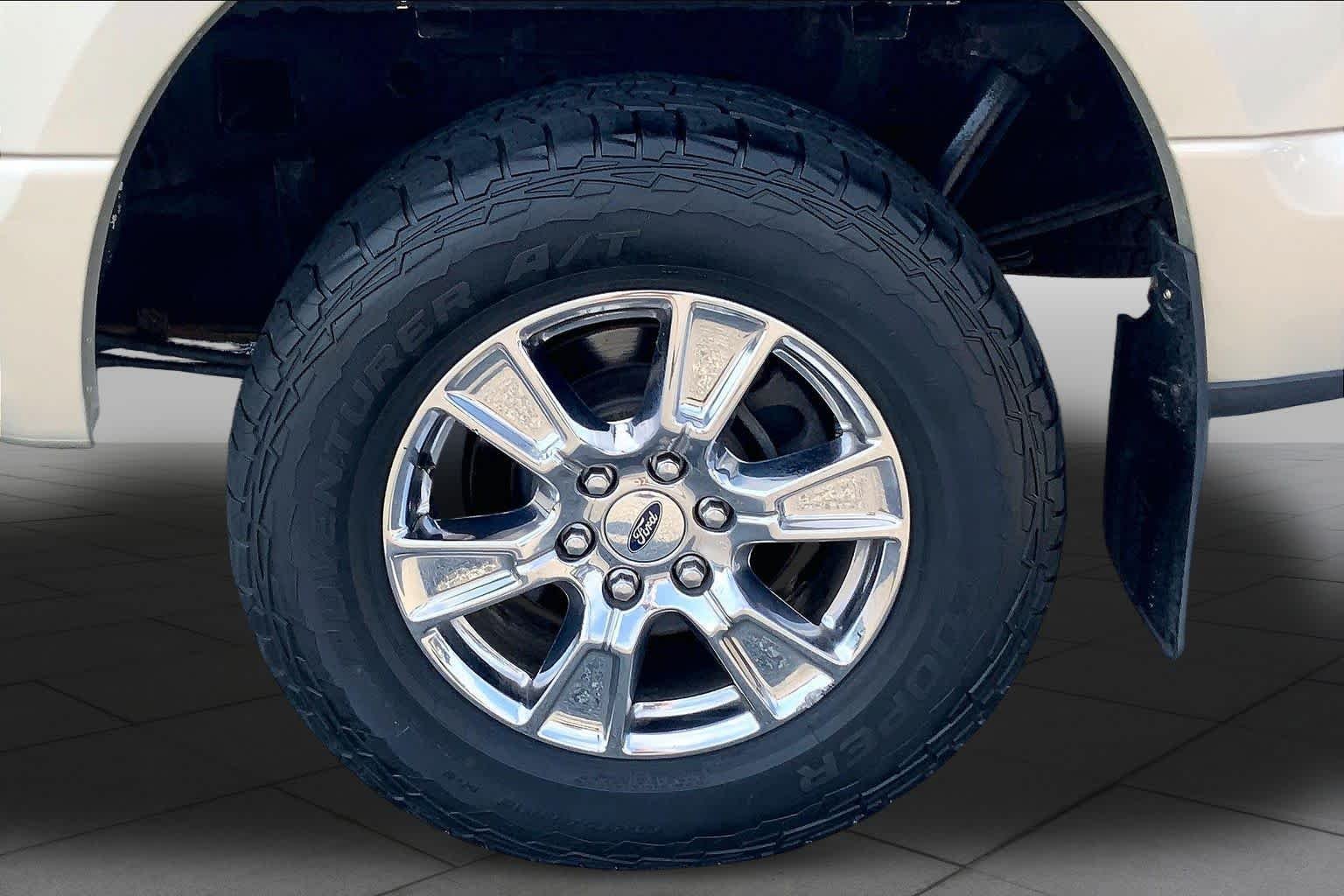 Used 2017 White Gold Ford XLT image 10