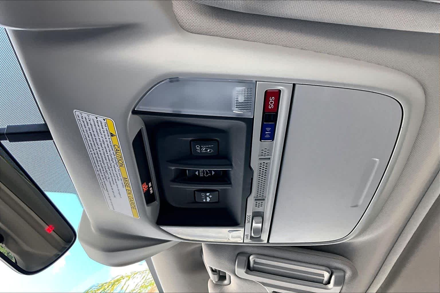 Used 2021 Crystal White Pearl Subaru Limited image 32