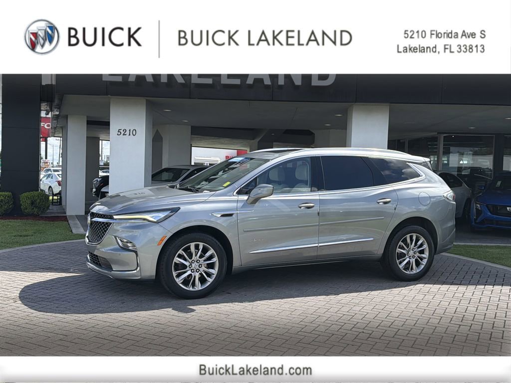 2023 Buick Enclave Avenir's photo