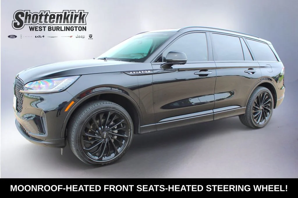 2025 Lincoln Aviator Reserve AWD's photo