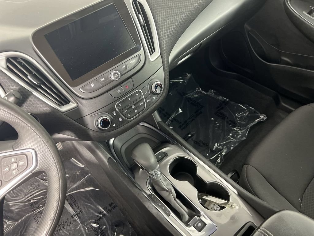 Used 2024 White Chevrolet LT image 16