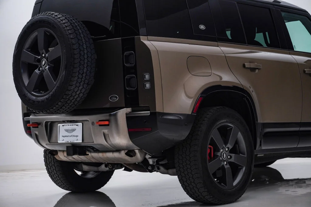 Used 2021 Gondwana Stone Metallic Land Rover X image 12