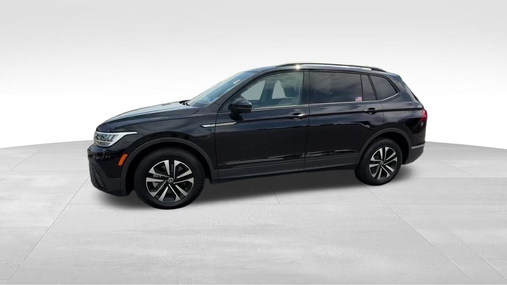 Used 2024 Black Volkswagen 2.0T S image 4