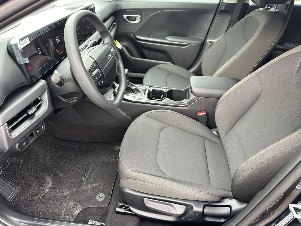 New 2026 Gray Kia LXS image 9