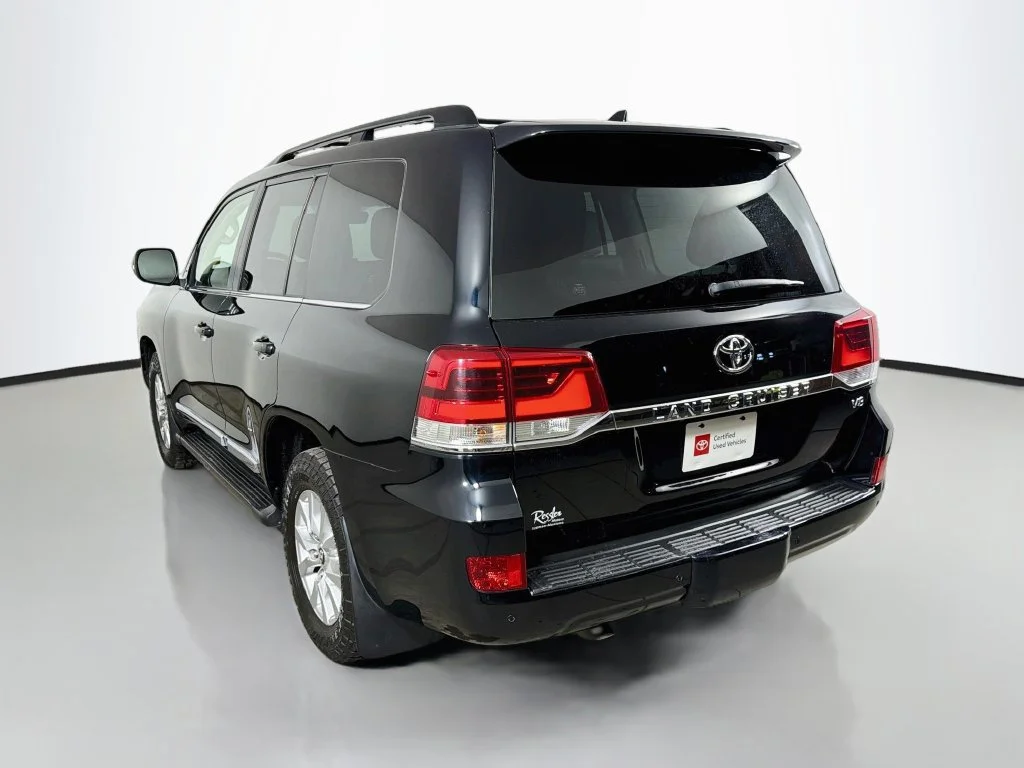 Certified Used 2018 Black Toyota Base image 8