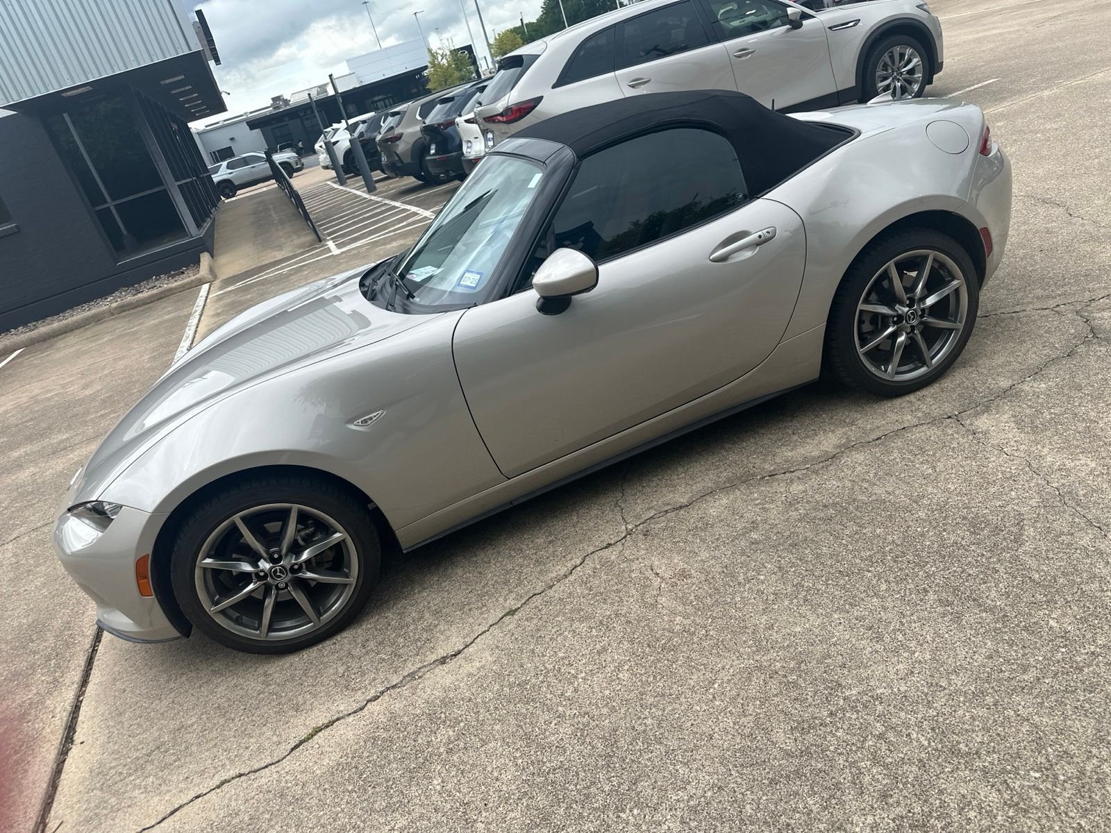 Certified Used 2023 Platinum Quartz Metallic Mazda Grand Touring image 9