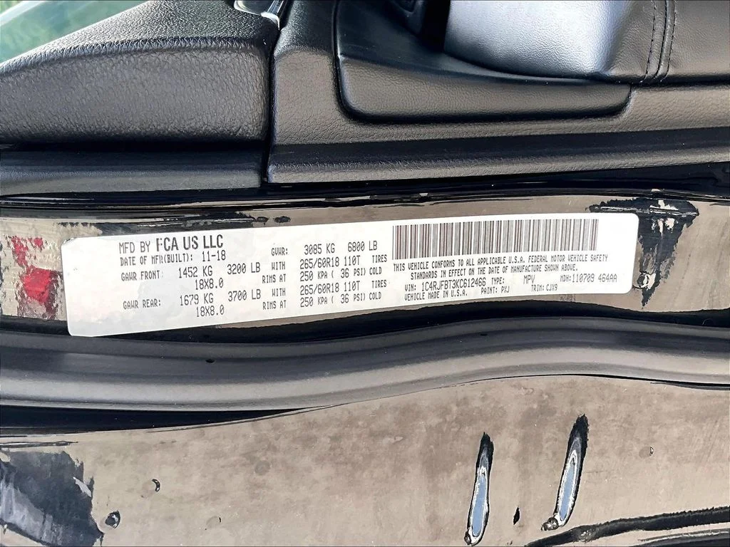 Used 2019 Black Jeep Limited image 35