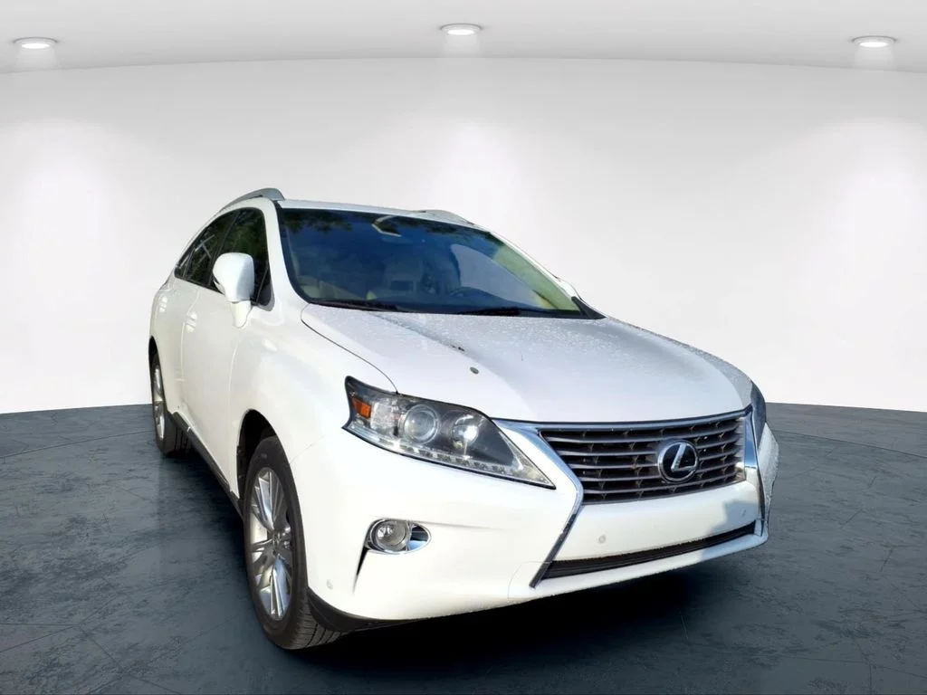 Used 2013  Lexus 350 image 9