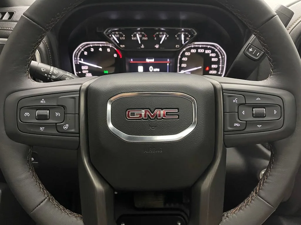 Used 2022 Summit White GMC AT4 image 20