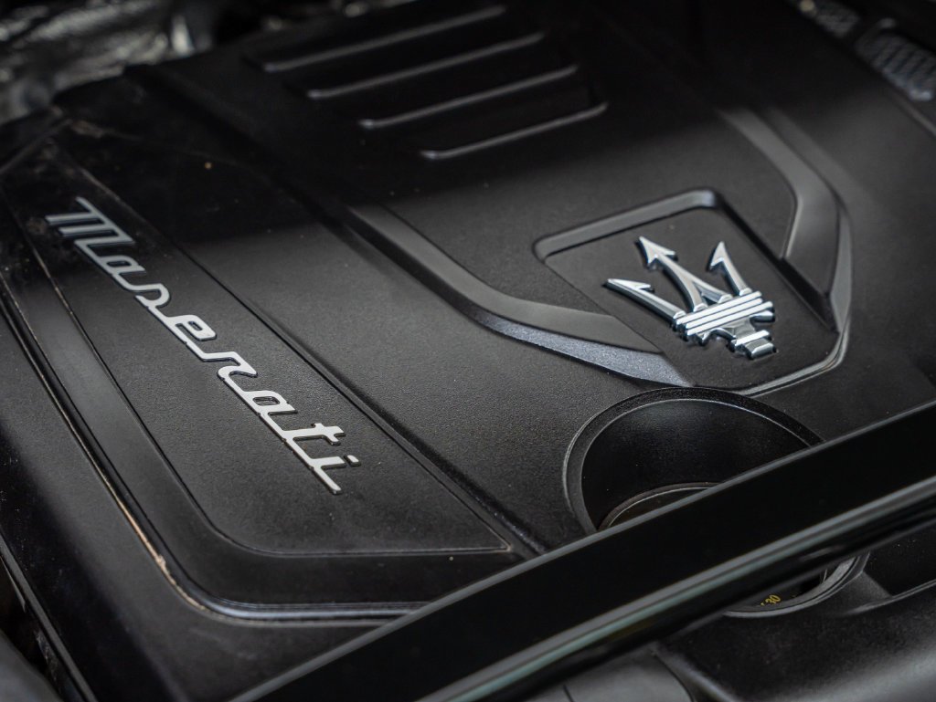 Used 2024 Bianco Astro Metallic Maserati Modena image 50