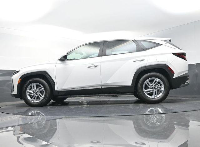 New 2026 White Hyundai SE FWD image 81