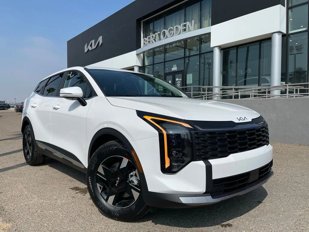 2026 Kia Sportage 2.5 LX AT's photo