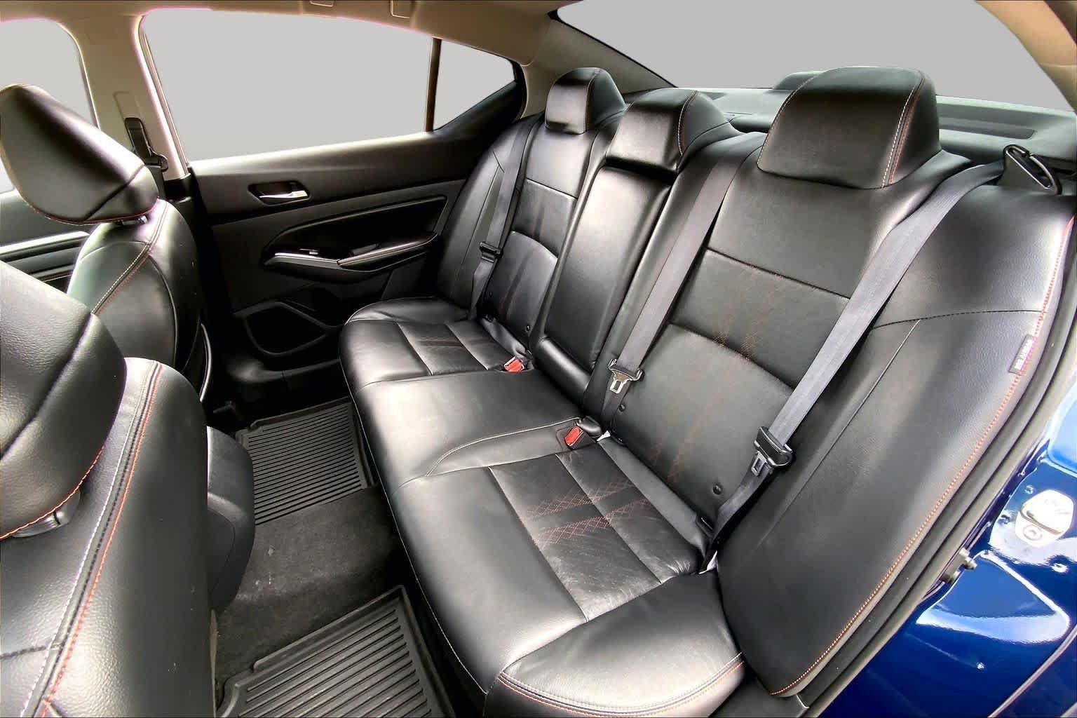 Used 2023 Deep Blue Pearl Nissan 2.5 SR image 21