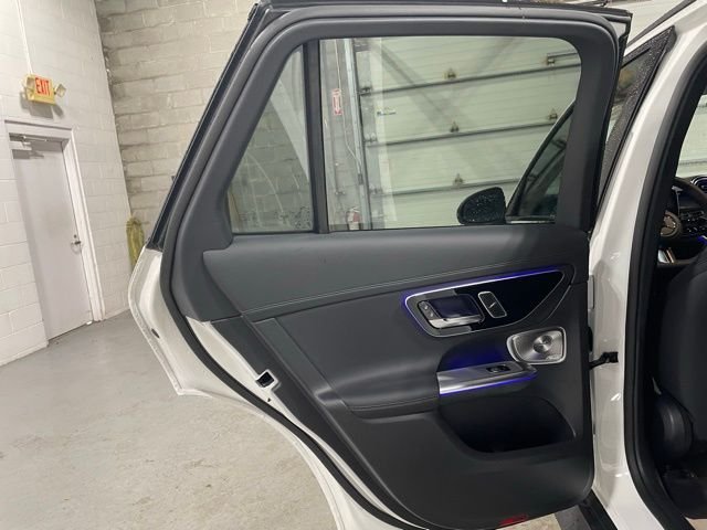 New 2026  Mercedes-Benz GLC 300 image 11