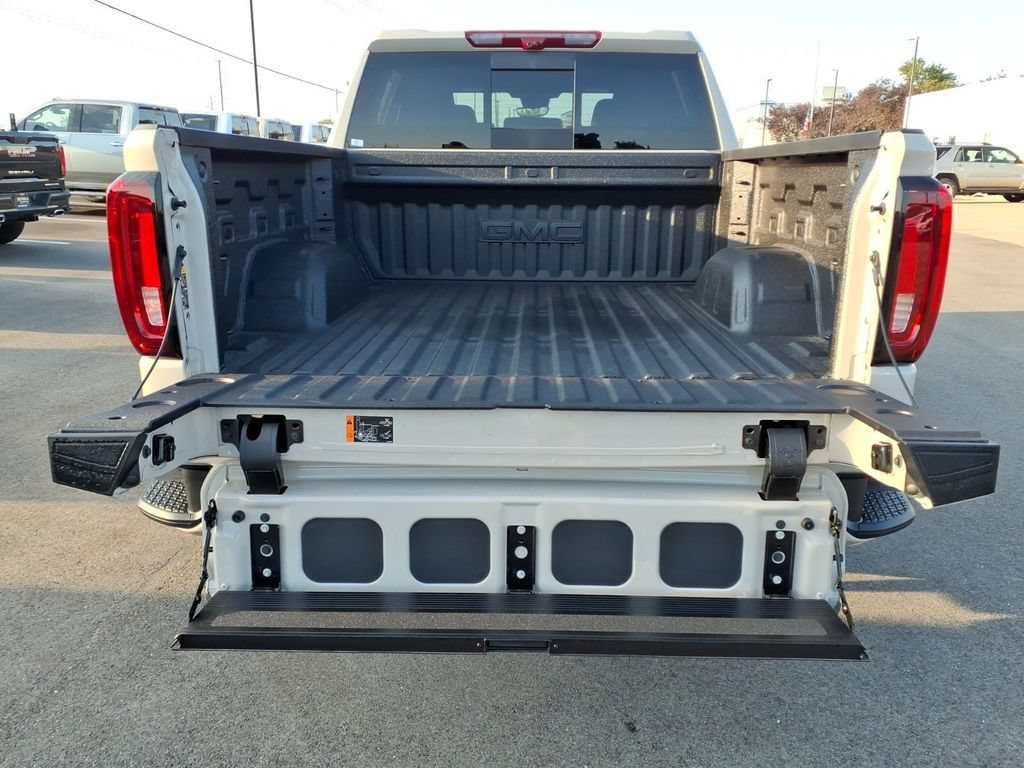 2026 GMC Sierra 1500 AT4 - Photo 13