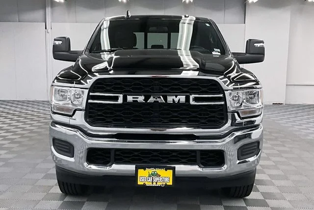 Used 2024 Diamond Black Crystal Pearlcoat Ram Tradesman image 4