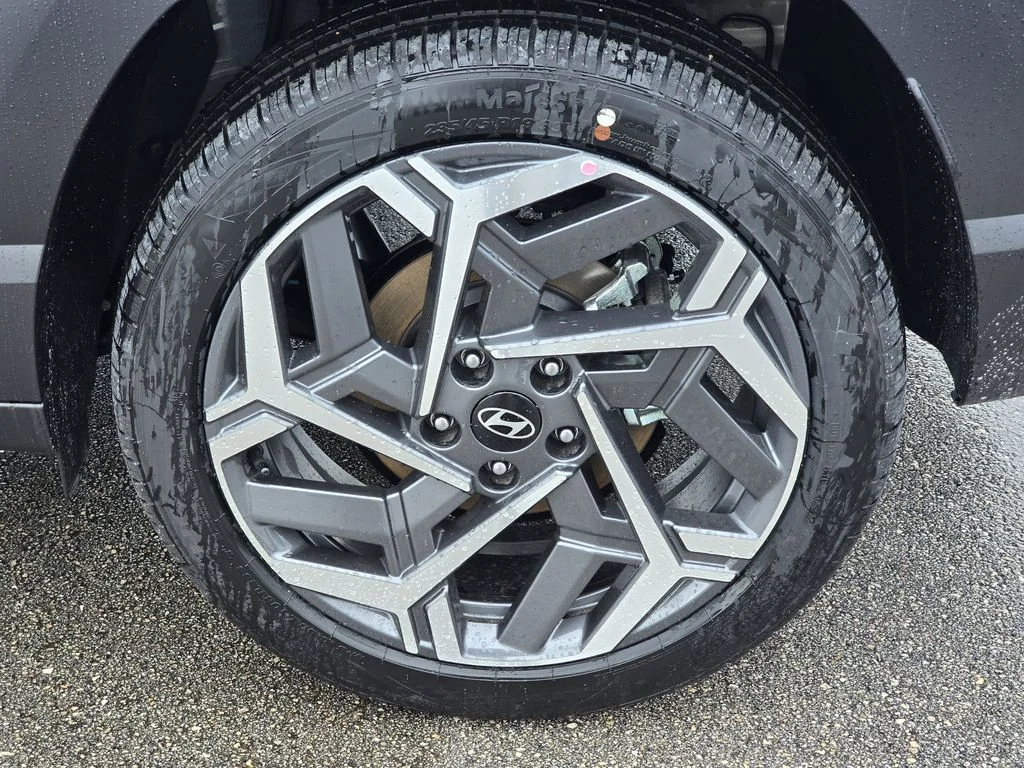 New 2026 Gray Hyundai SEL Premium image 5