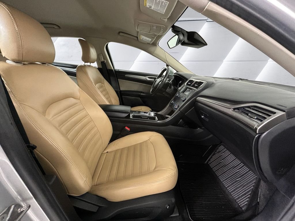 Used 2019 Silver Ford S image 13