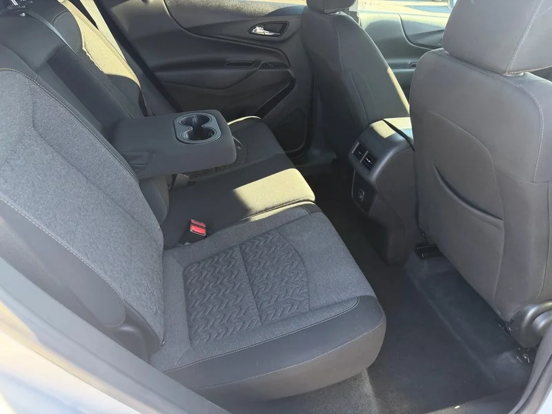 Used 2024 Summit White Chevrolet LT image 20