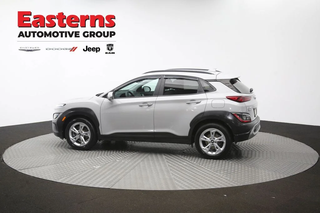 Used 2022 Silver Hyundai SEL image 61
