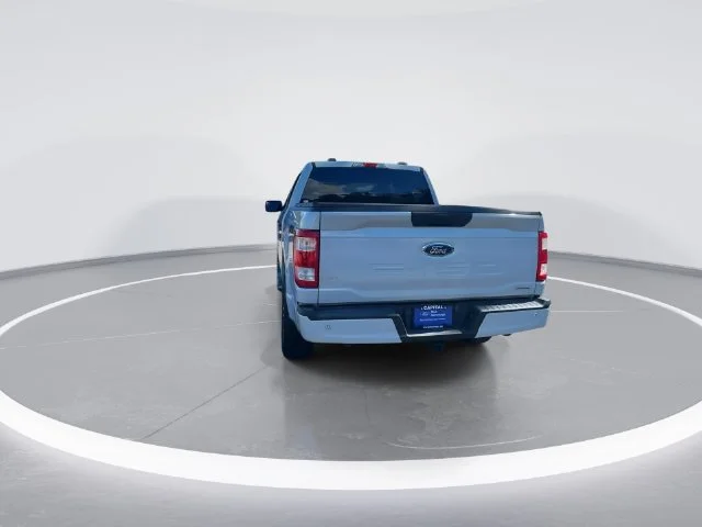 Used 2021 White Ford XL image 6