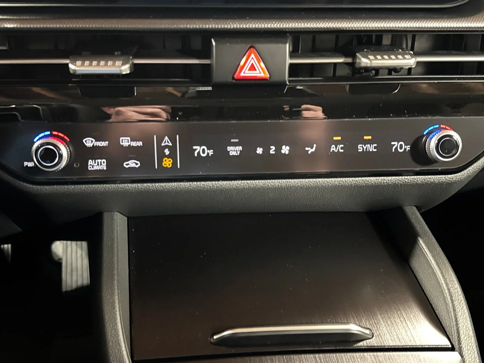 Certified Used 2026 Gravity Gray Kia LX image 20