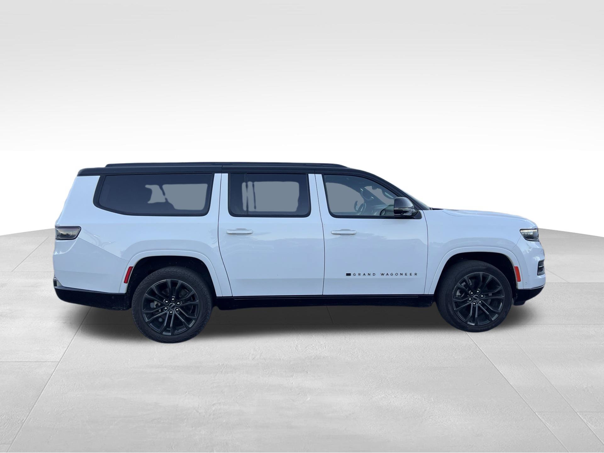 Used 2024 White Jeep Series II image 4