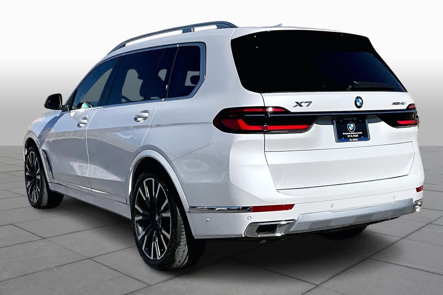 New 2026 Mineral White Metallic BMW xDrive40i image 12