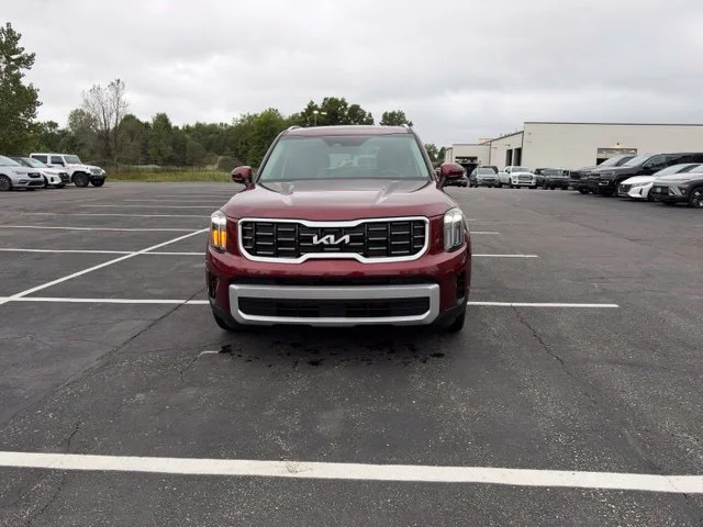 Certified Used 2024 Red Kia S image 2