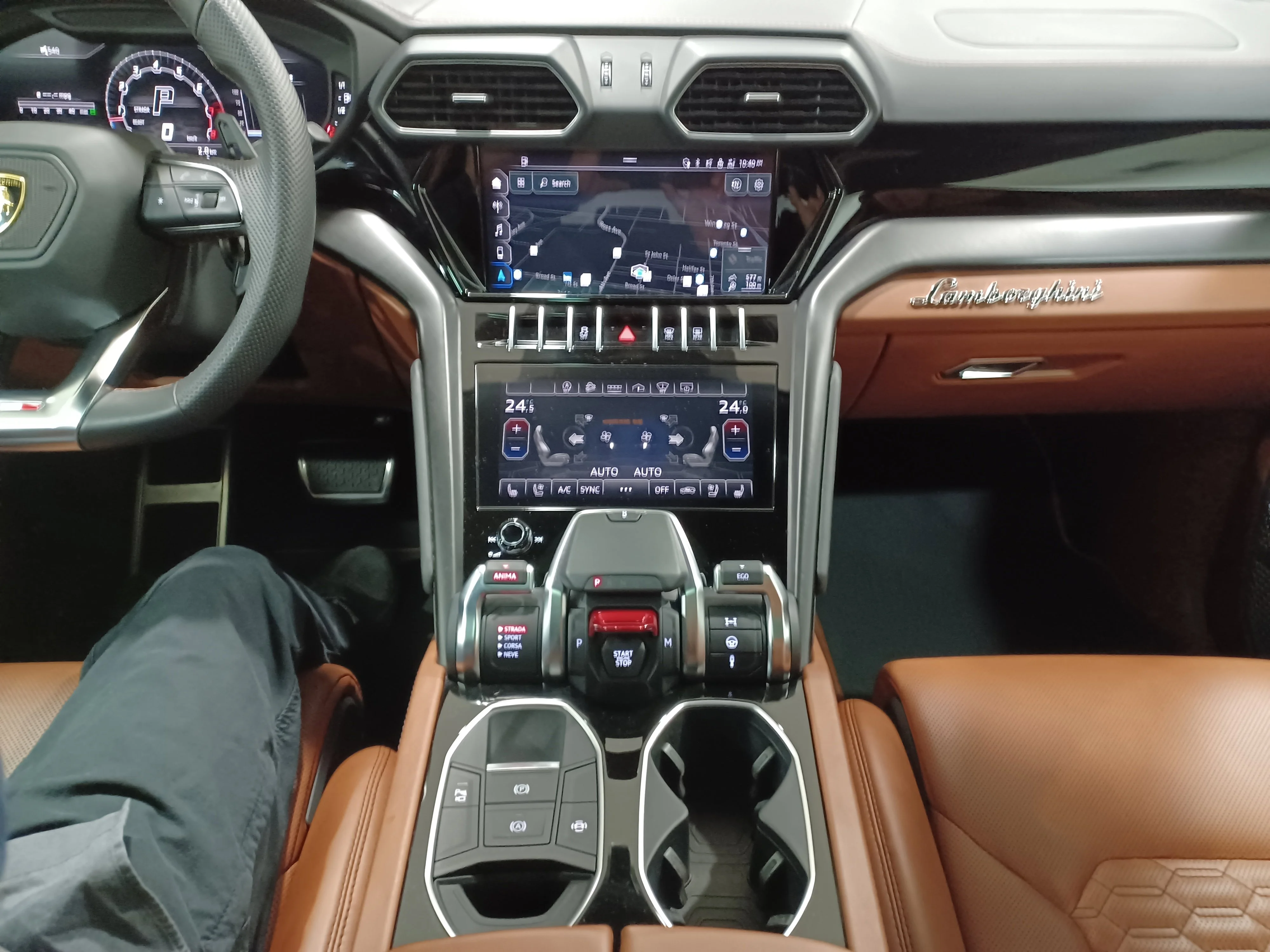 Used 2022 Grigio Telesto Lamborghini *NO LUX TAX!!! | Grigio Telesto | Marrone Eklipsis | Nav | Heads Up Display | Pano Roof image 16