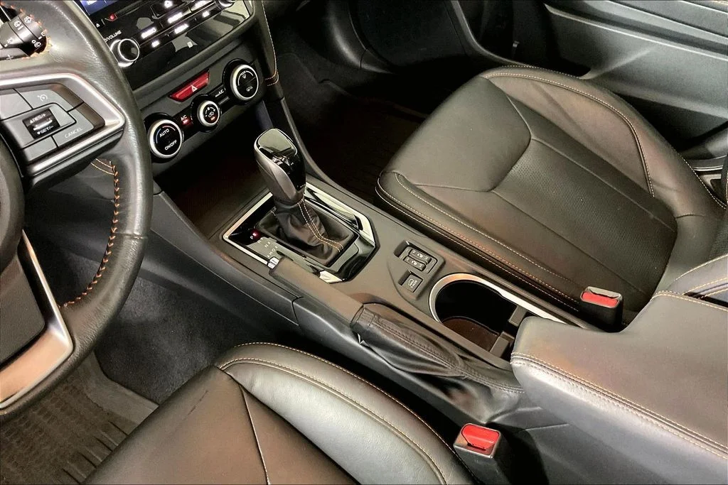 Used 2018 White Subaru 2.0i Limited image 16