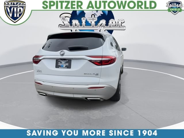 Used 2018 White Buick Avenir image 8