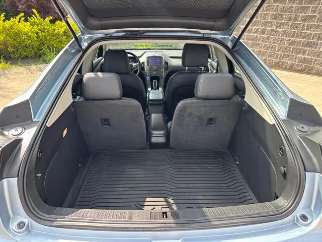 Used 2015 Silver Chevrolet Base image 11