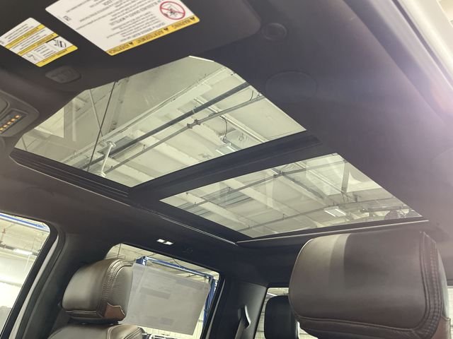New 2025 Star White Metallic Tri-Coat Ford F-250® King Ranch® image 20