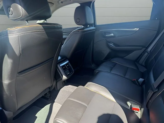 Used 2019 Black Chevrolet Premier image 18