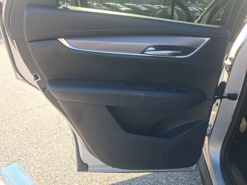 Used 2018 Silver Cadillac Premium Luxury image 28