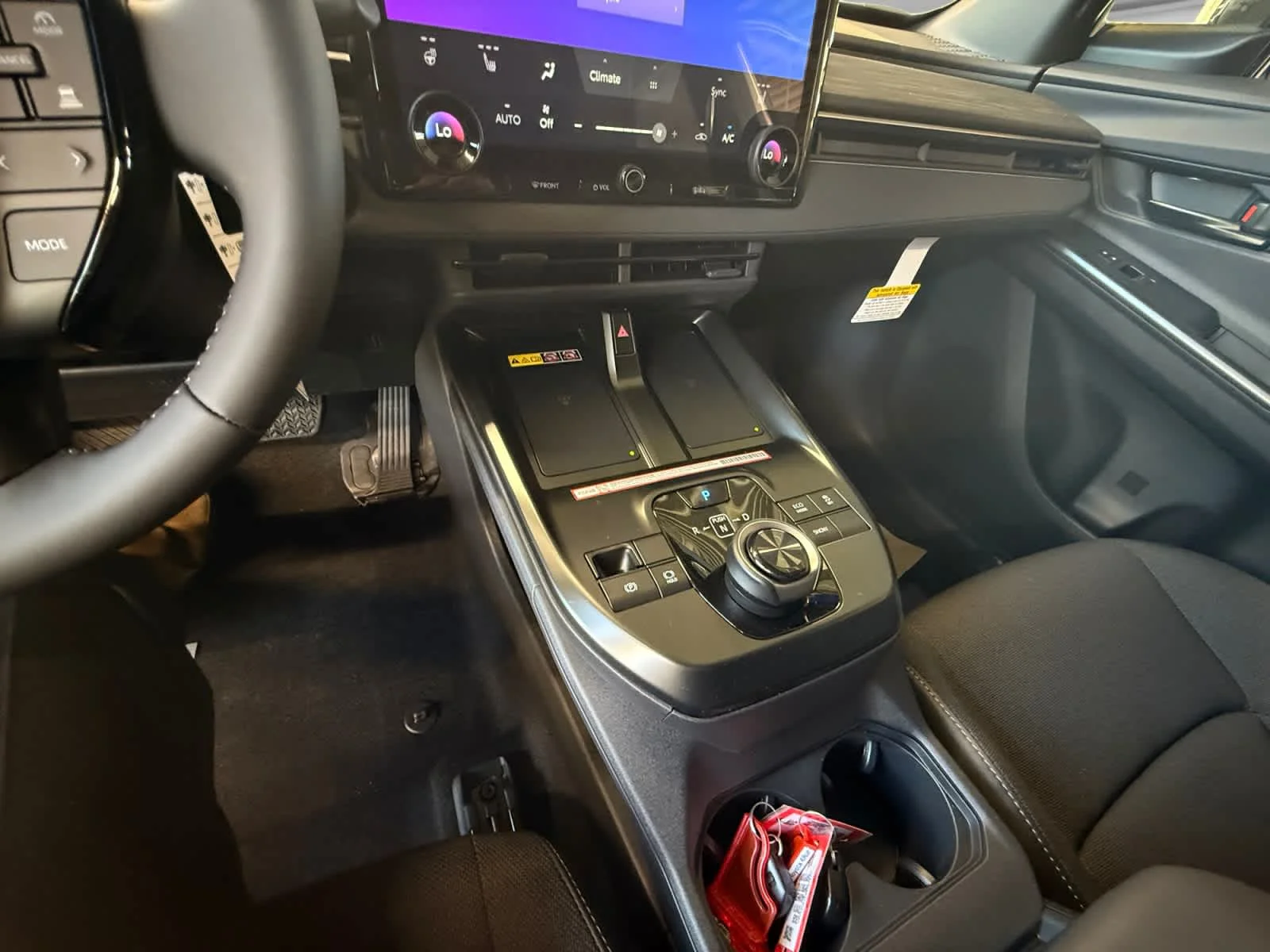 2026 Toyota C-HR SE - Photo 19